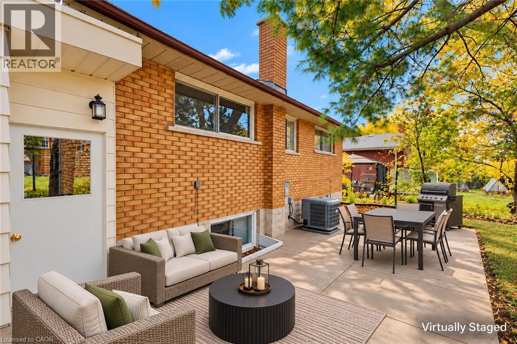 25 APPLEWOOD Avenue - Image 36