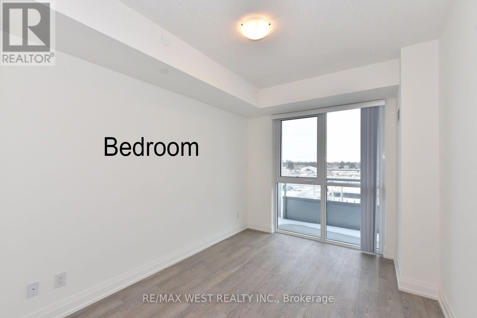 591 Sheppard Avenue East — photo 23