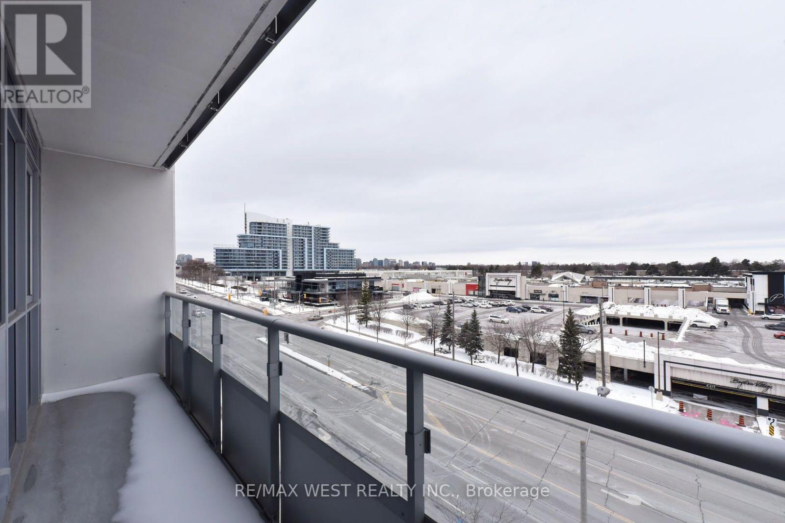591 Sheppard Avenue East — photo 32