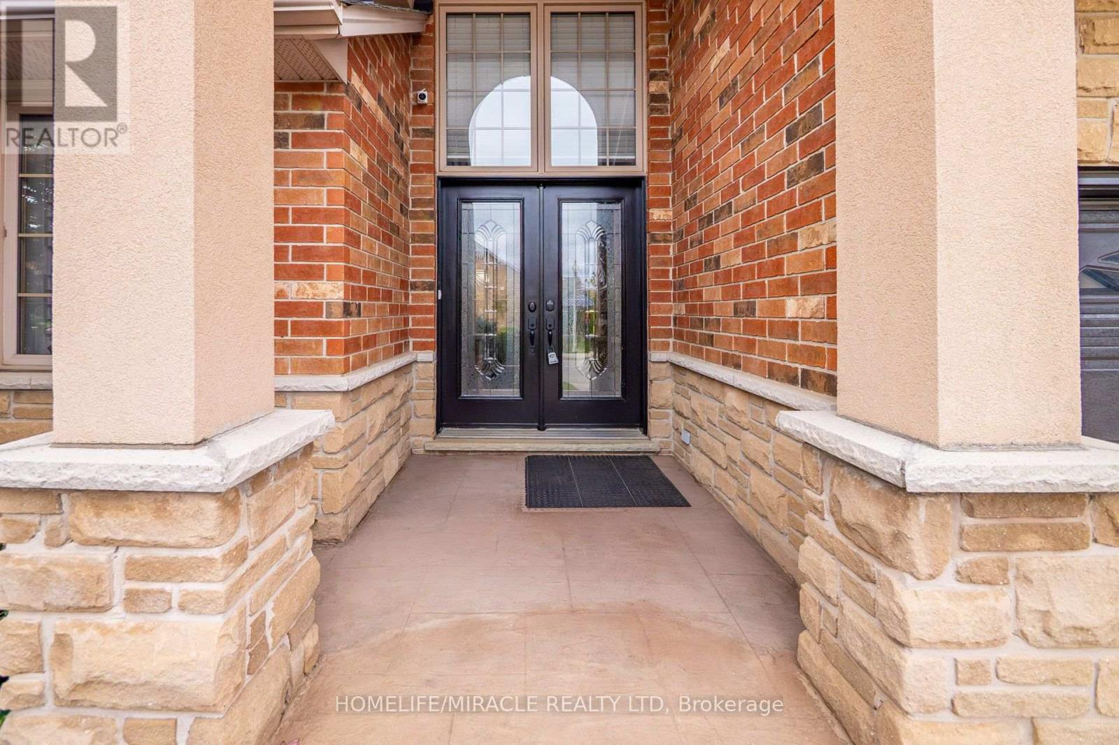 41 KINGSVIEW DRIVE - 5
