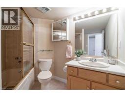 606 Village Green Boulevard Unit# 6, Stoney Creek, ON L8G5B7 Photo 19