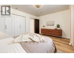 404 Lakeview Drive, Waterloo, ON N2L4Z6 Photo 17
