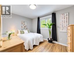 404 Lakeview Drive, Waterloo, ON N2L4Z6 Photo 20