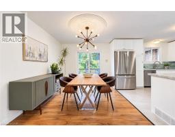 Eat in kitchen - 404 Lakeview Drive, Waterloo, ON N2L4Z6 Photo 9