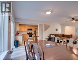 4pc Bathroom - 5432 Manson Ave, Powell River, BC V8A3P9 Photo 9