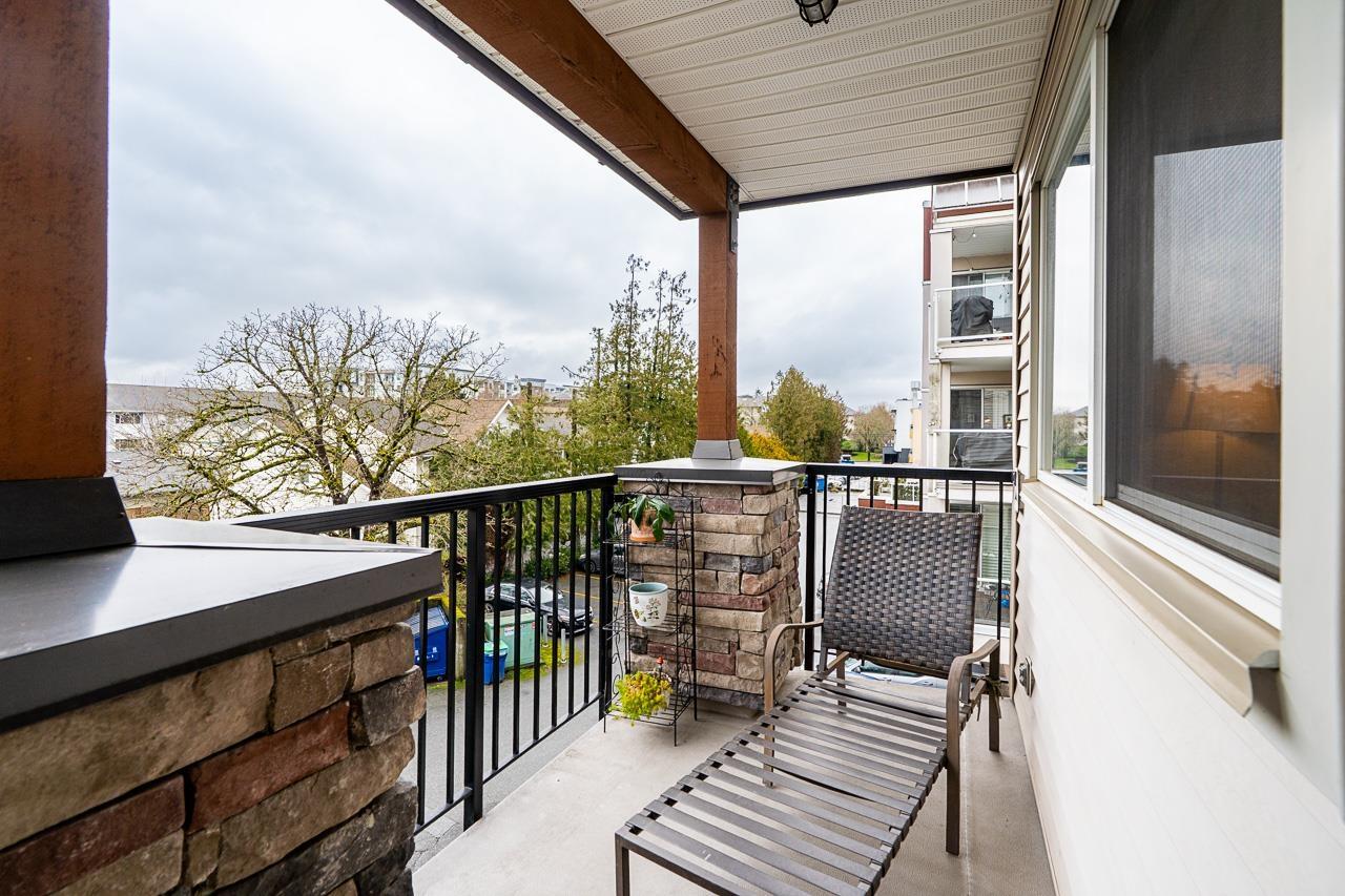 Photo of 313 5465 203 STREET 26