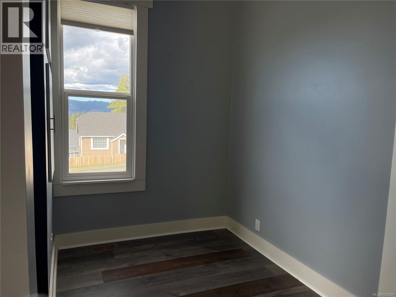 3097 6th Ave - 11