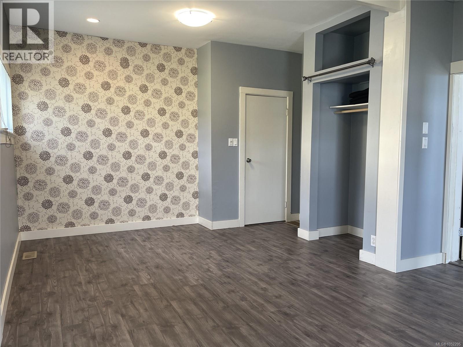 3097 6th Ave - 14