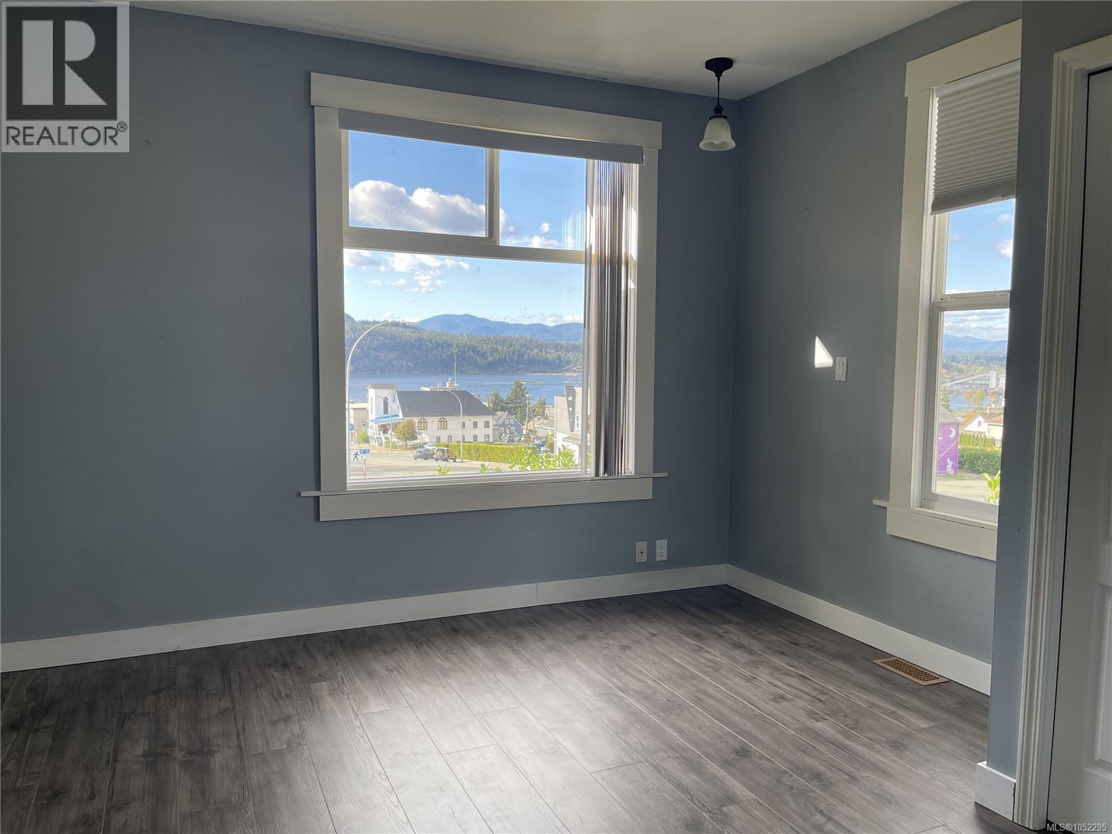3097 6th Ave - 15