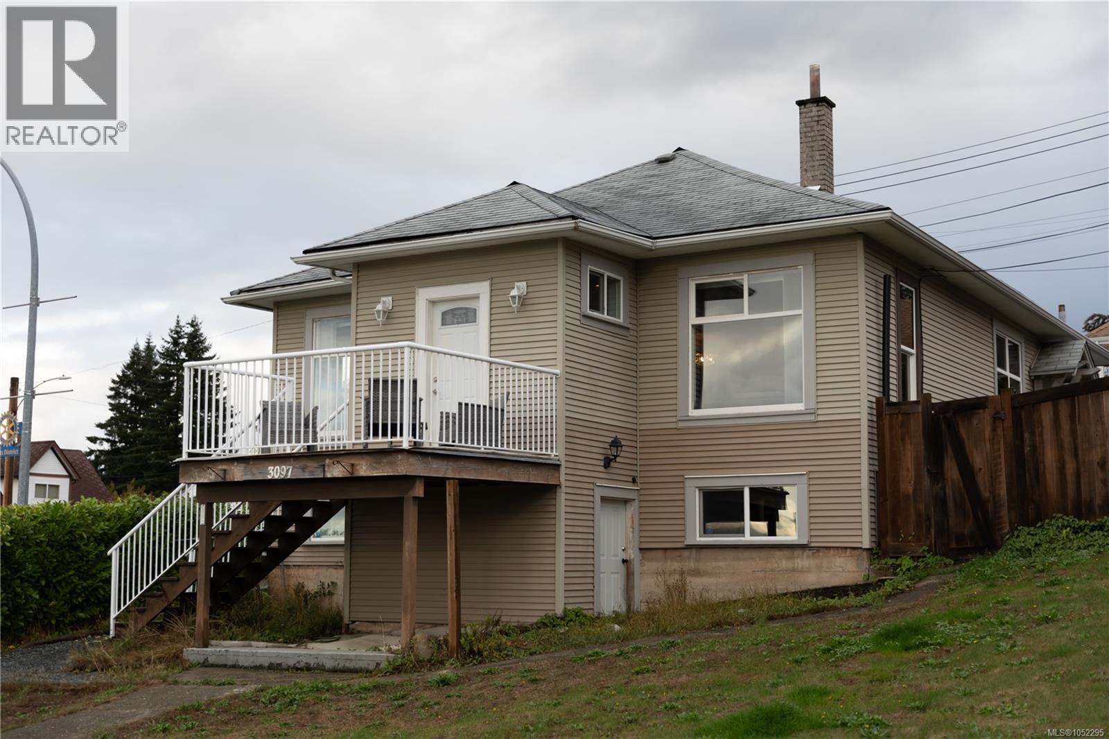 3097 6th Ave - 2