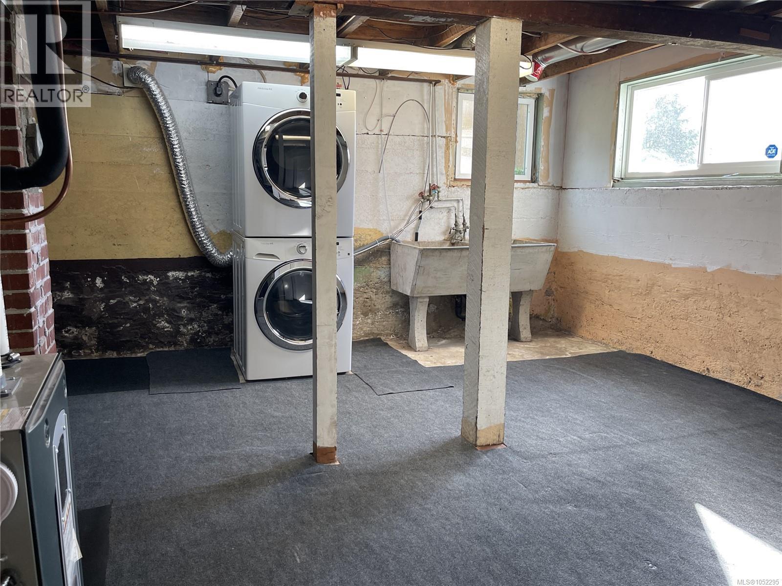 3097 6th Ave - 27