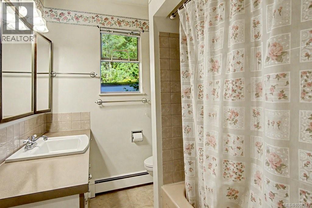 1459 Whitecap Rd - 26
