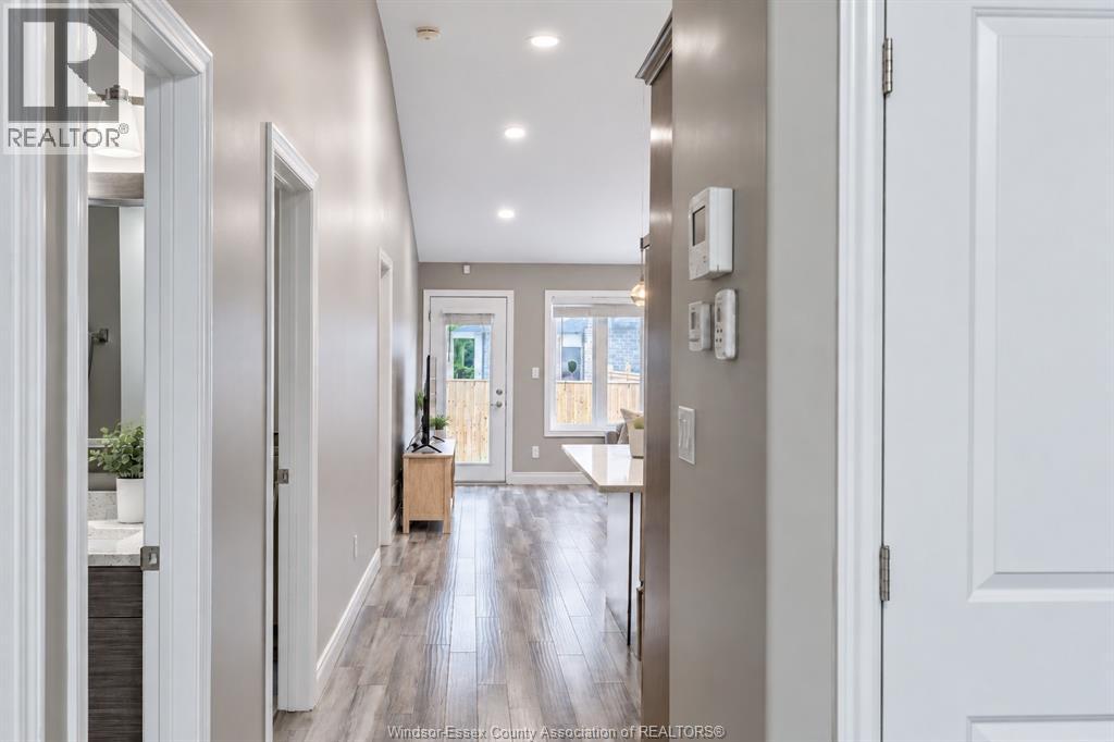 3619 HALLEE CRESCENT, Windsor — photo 3
