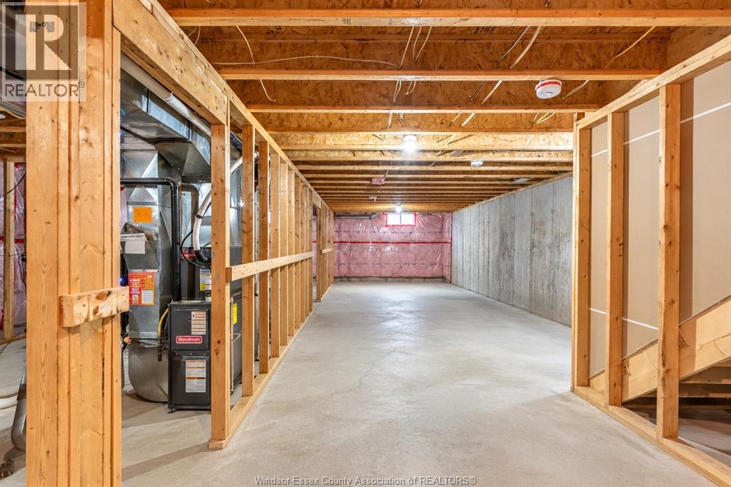 3619 Hallee Crescent — photo 14