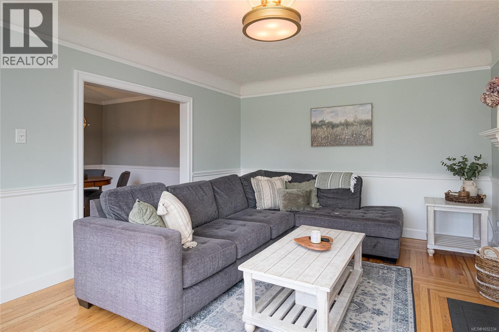 3721 Craigmillar Ave - 11