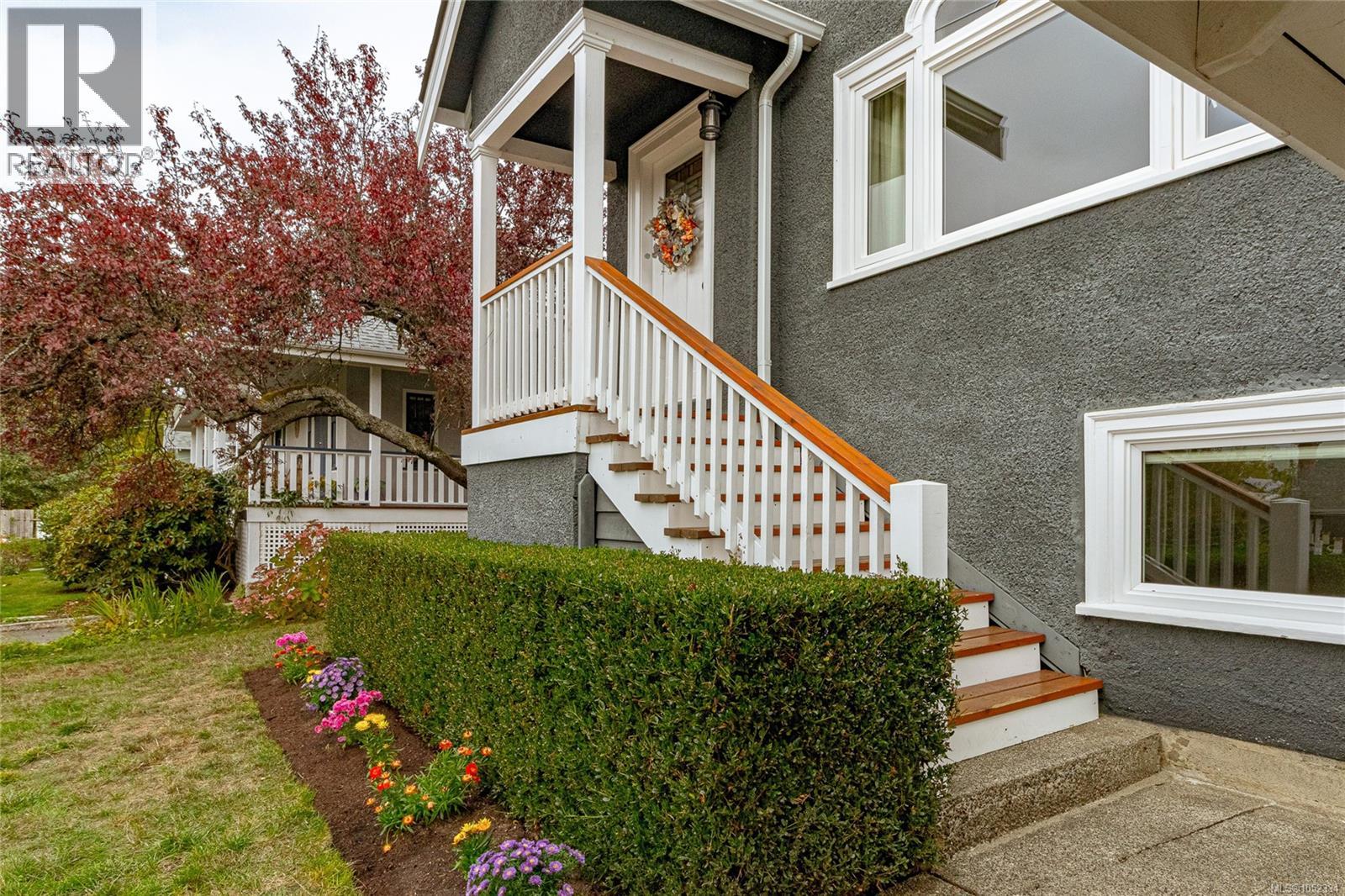 3721 Craigmillar Ave - 4
