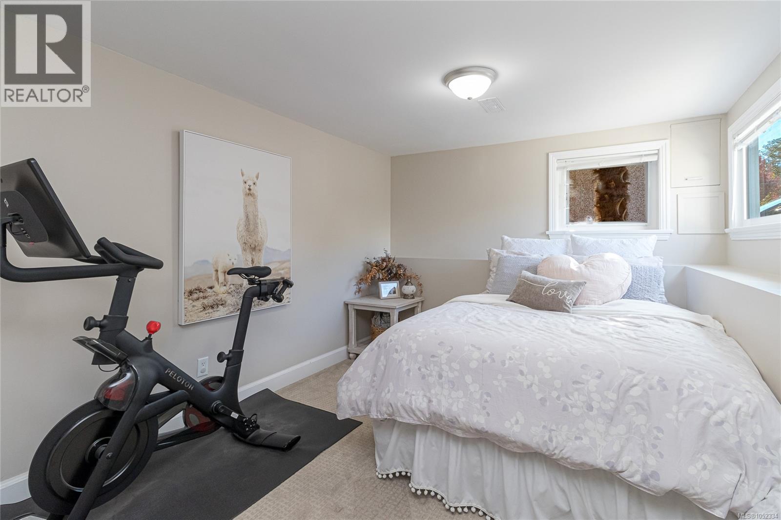 3721 Craigmillar Ave - 43