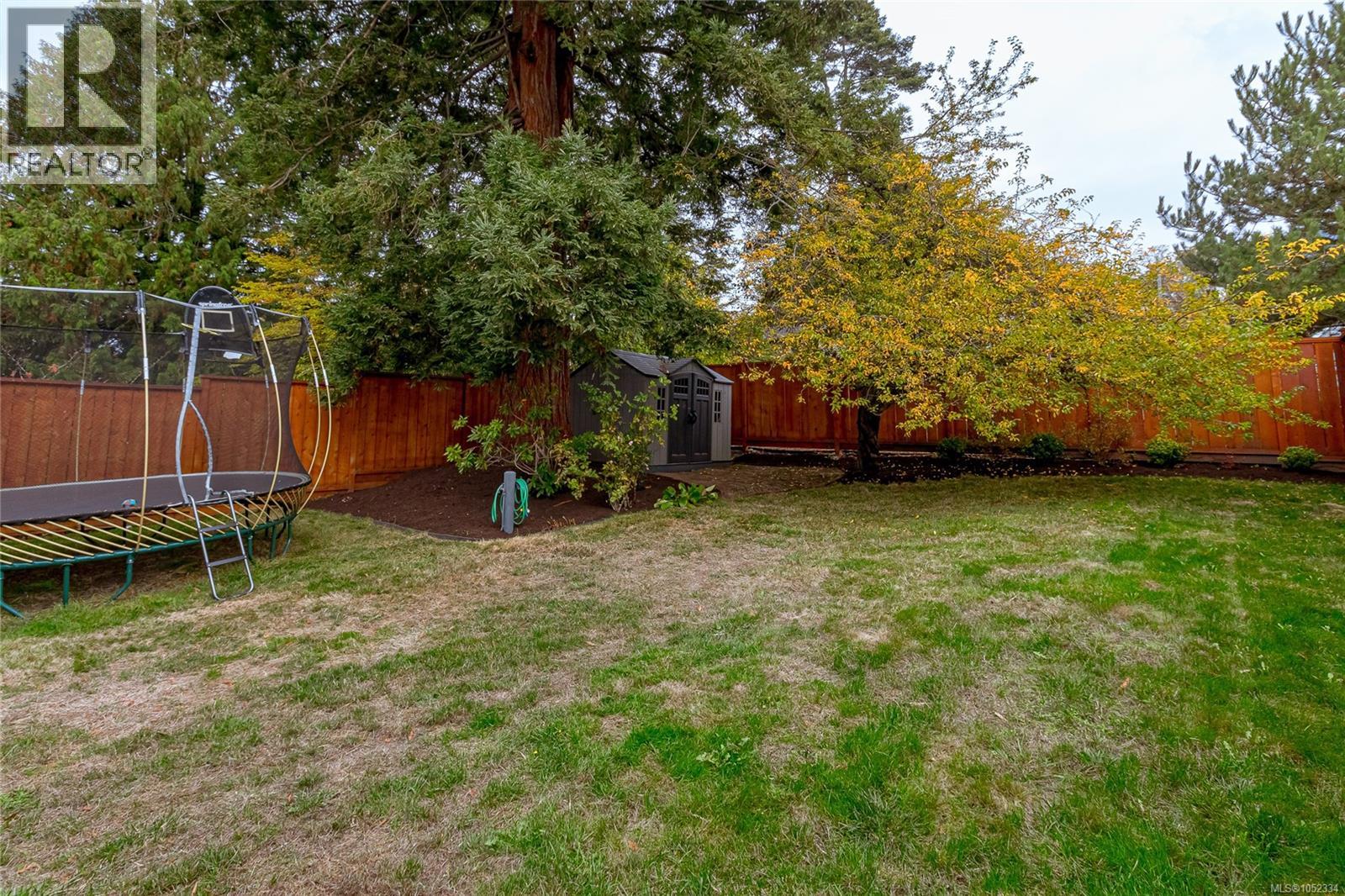 3721 Craigmillar Ave - 49