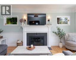 Family room - 3721 Craigmillar Ave, Saanich, BC V8P3H2 Photo 12