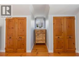 3721 Craigmillar Ave, Saanich, BC V8P3H2 Photo 29