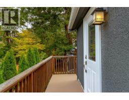 3721 Craigmillar Ave, Saanich, BC V8P3H2 Photo 54