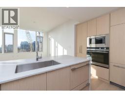 1010 1100 Yates St, Victoria, BC V8V0H5 Photo 13