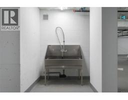 1010 1100 Yates St, Victoria, BC V8V0H5 Photo 32