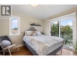 5012 20 Street SW - photo 28