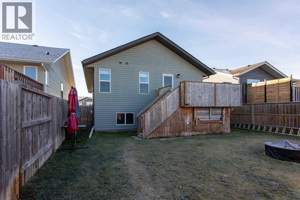 Listing photo – 171 Long Close, Red Deer