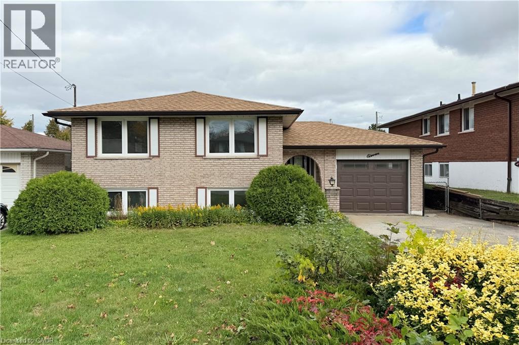 Photo of 11 GLENMURRAY Court