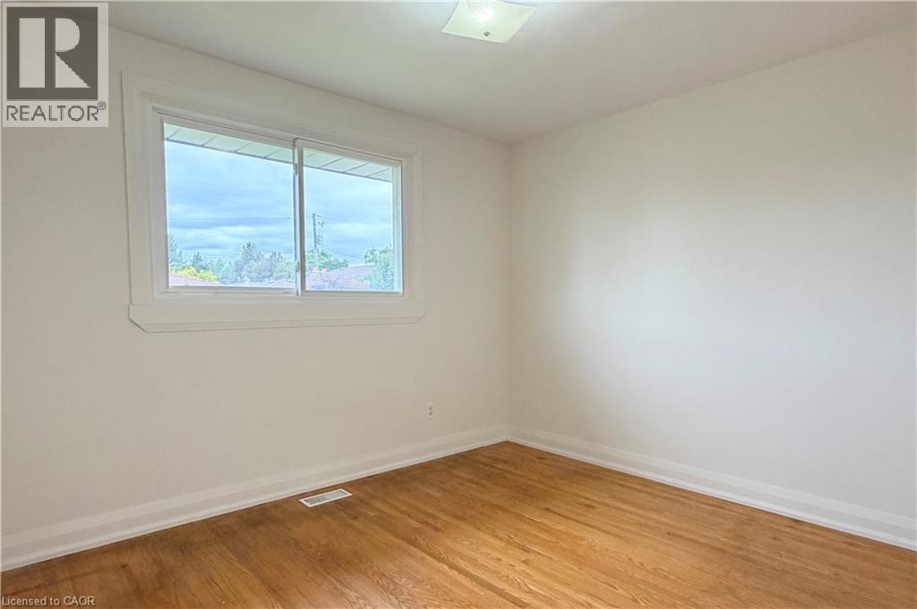 11 Glenmurray Court — photo 17