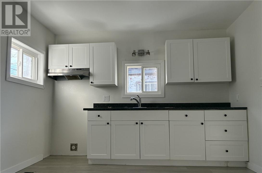 514 John Street - 6
