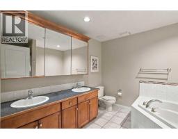 5pc Bathroom - 410, 59 22 Avenue Sw, Calgary, AB T2S3C7 Photo 10