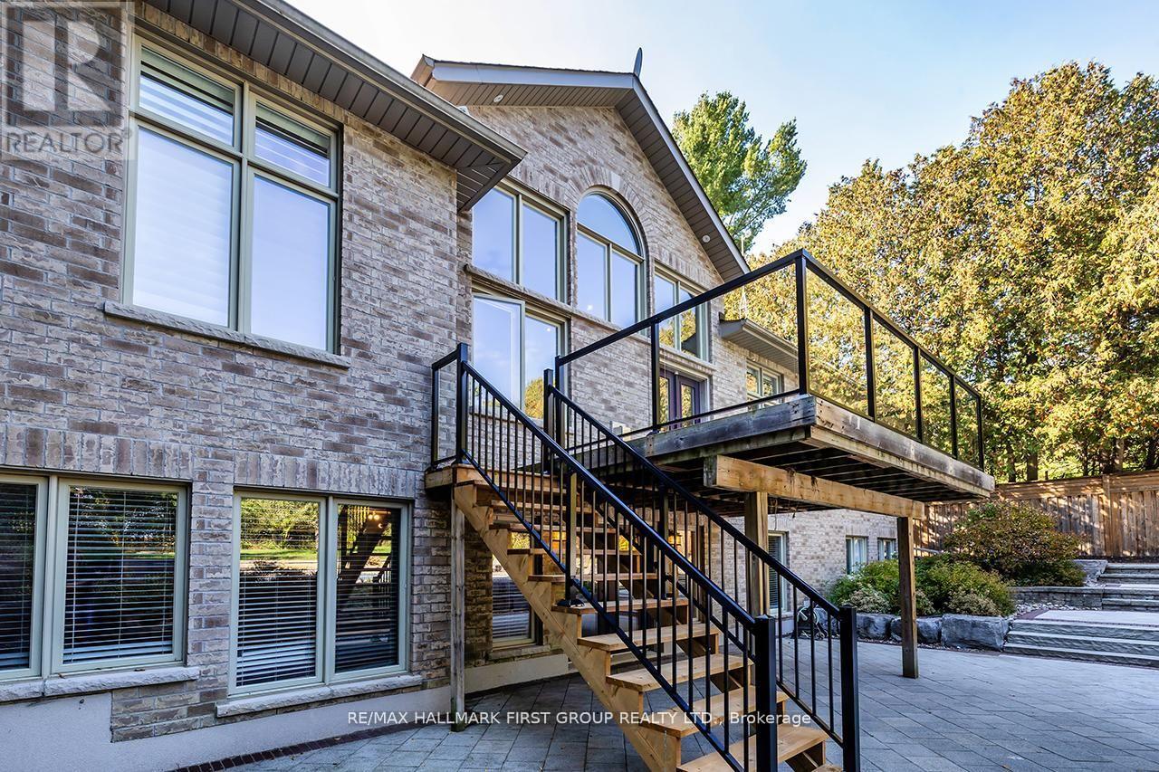 15 Shepherd Road, Whitby, ON photo 36