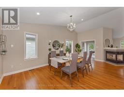 Living room - 13 Fieldcrest Avenue, Ottawa, ON K2J4W7 Photo 10