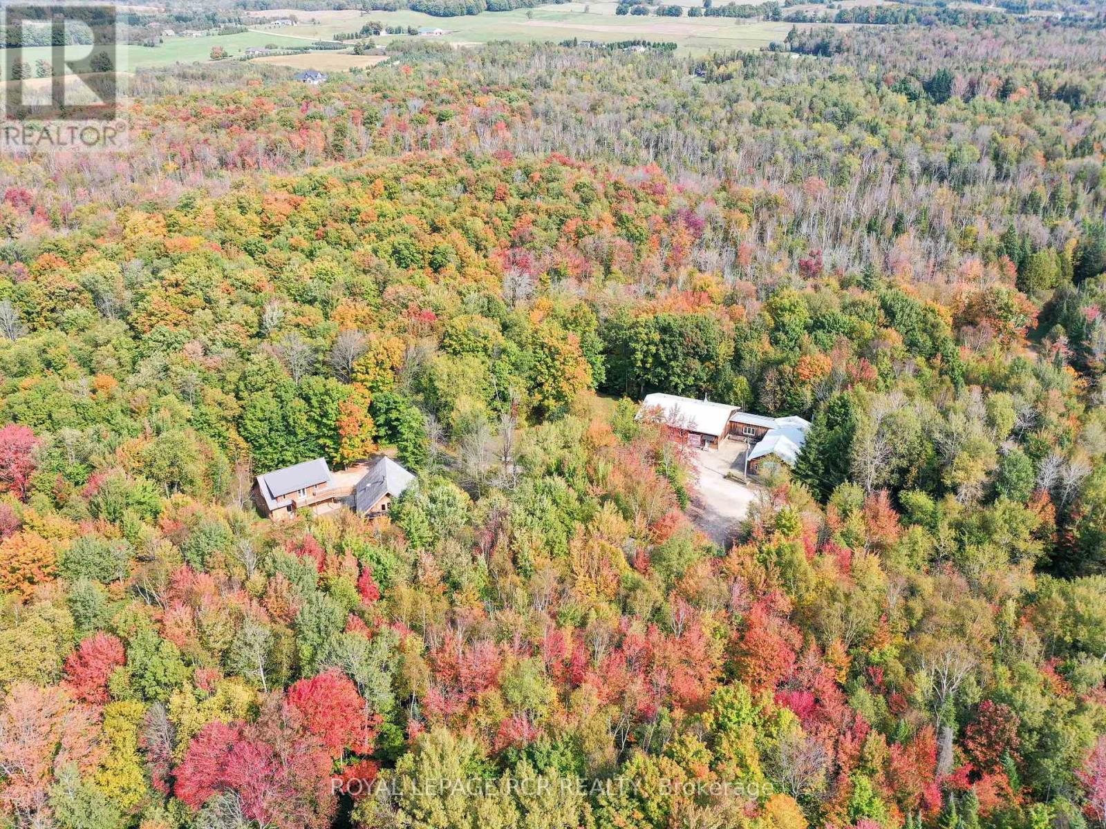 425457 25 Sideroad