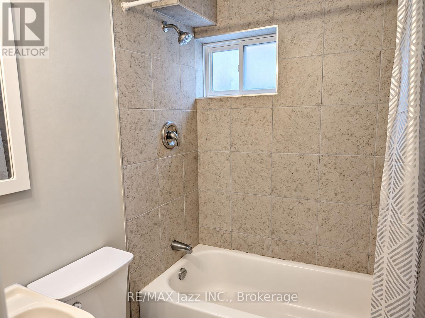 Bsmt- 661 Taylor Avenue, Oshawa, ON photo 7