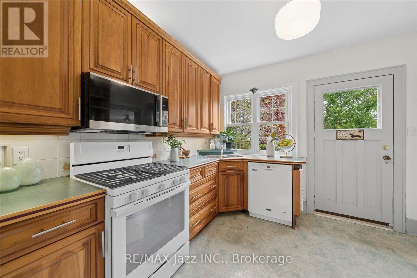 621 Masson Street, Oshawa, ON photo 21