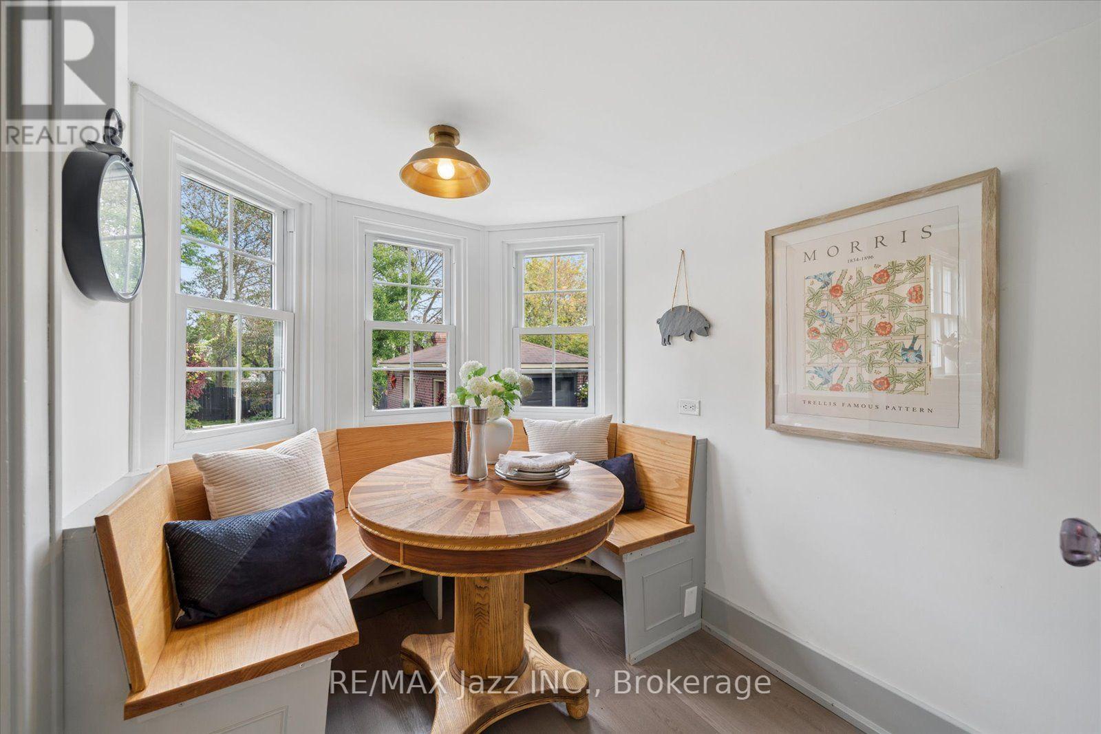 621 MASSON STREET - 23