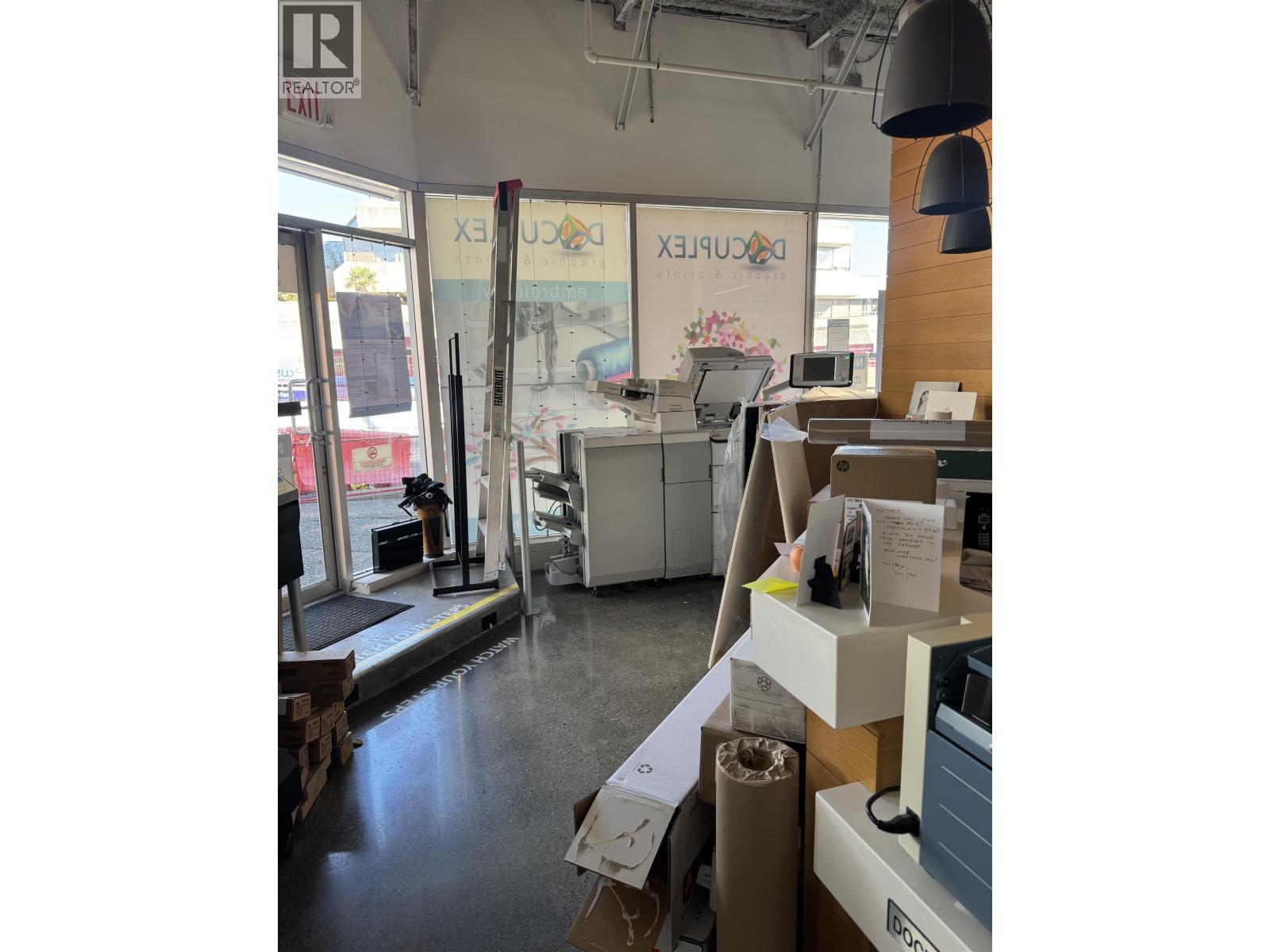 Photo of 105 950 W BROADWAY STREET 8