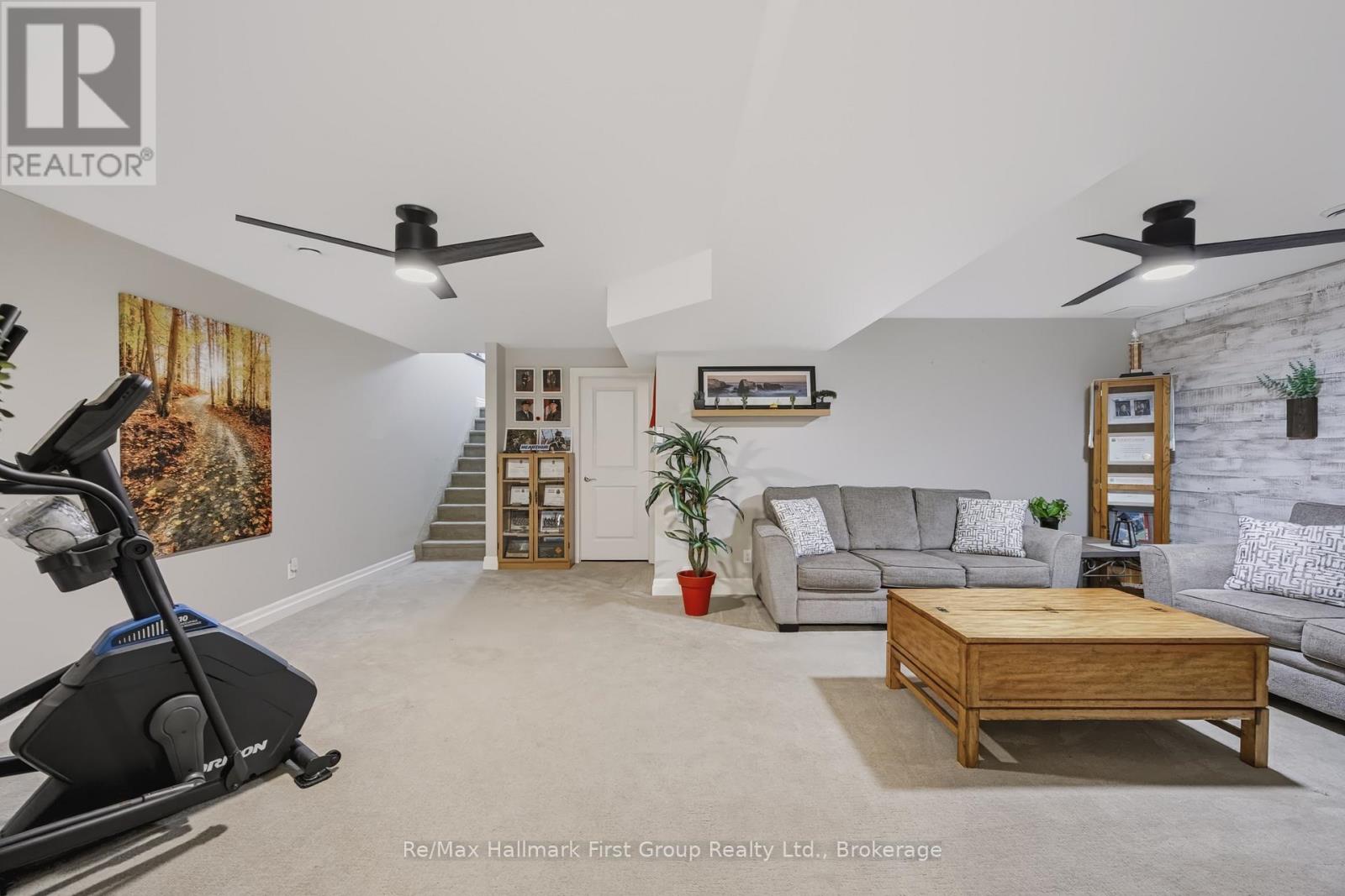 83 ASPEN DRIVE - 25