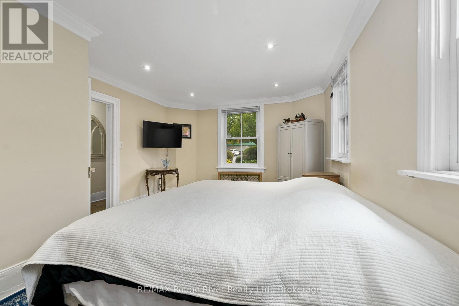 27 Buck Street, Cobourg, ON photo 9