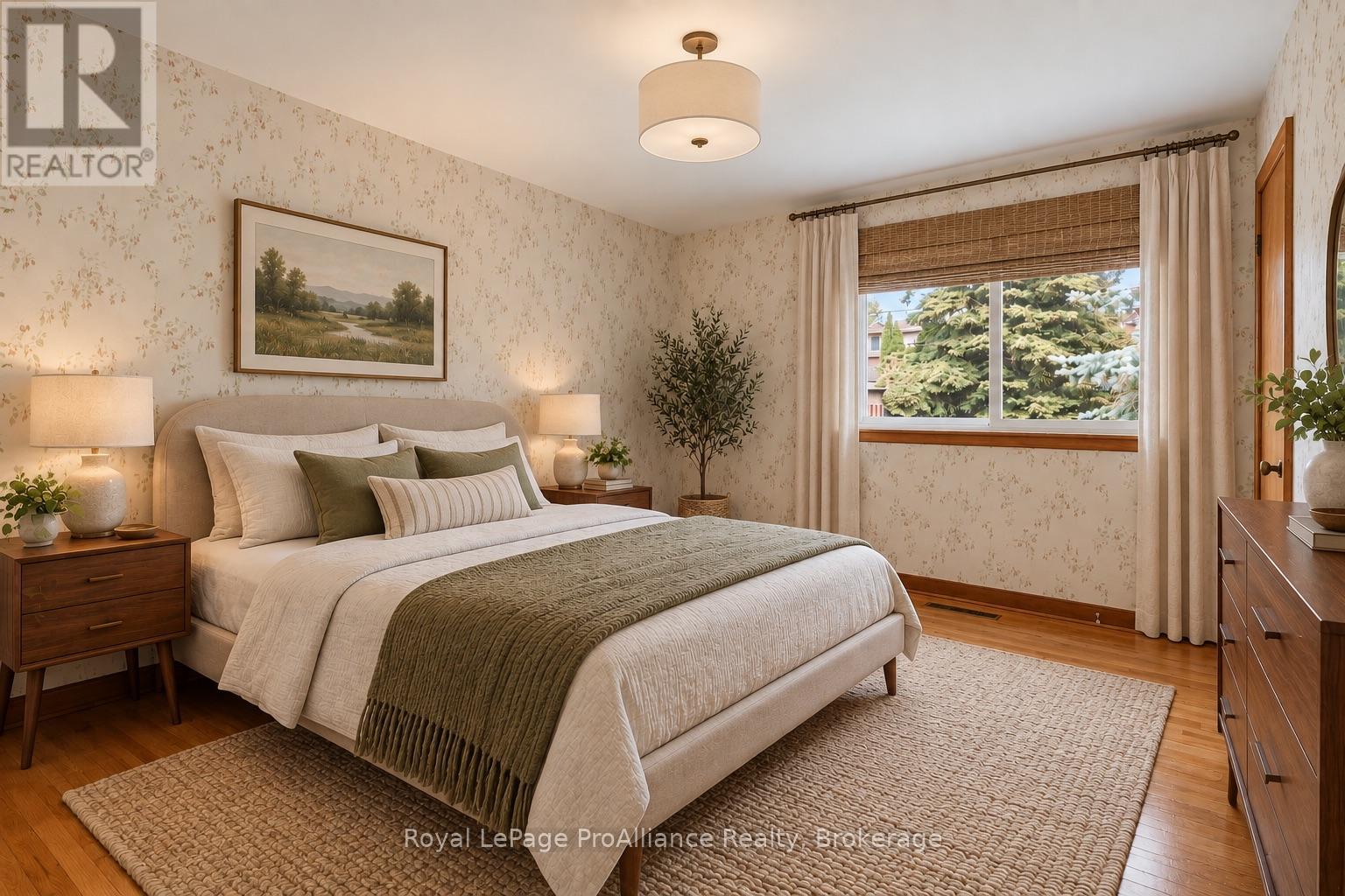 64 ELIZABETH CRESCENT - 9