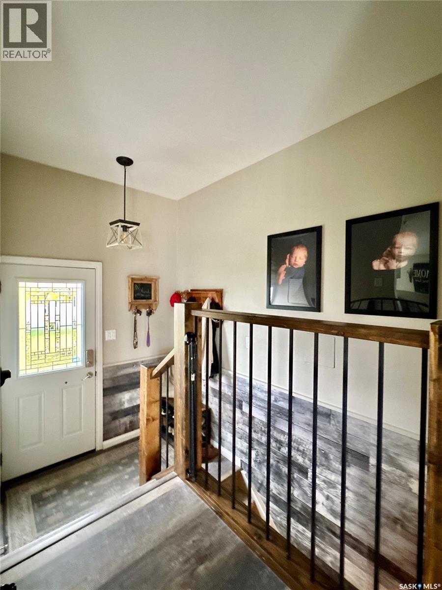 528 Westview CRESCENT, Churchbridge — photo 2