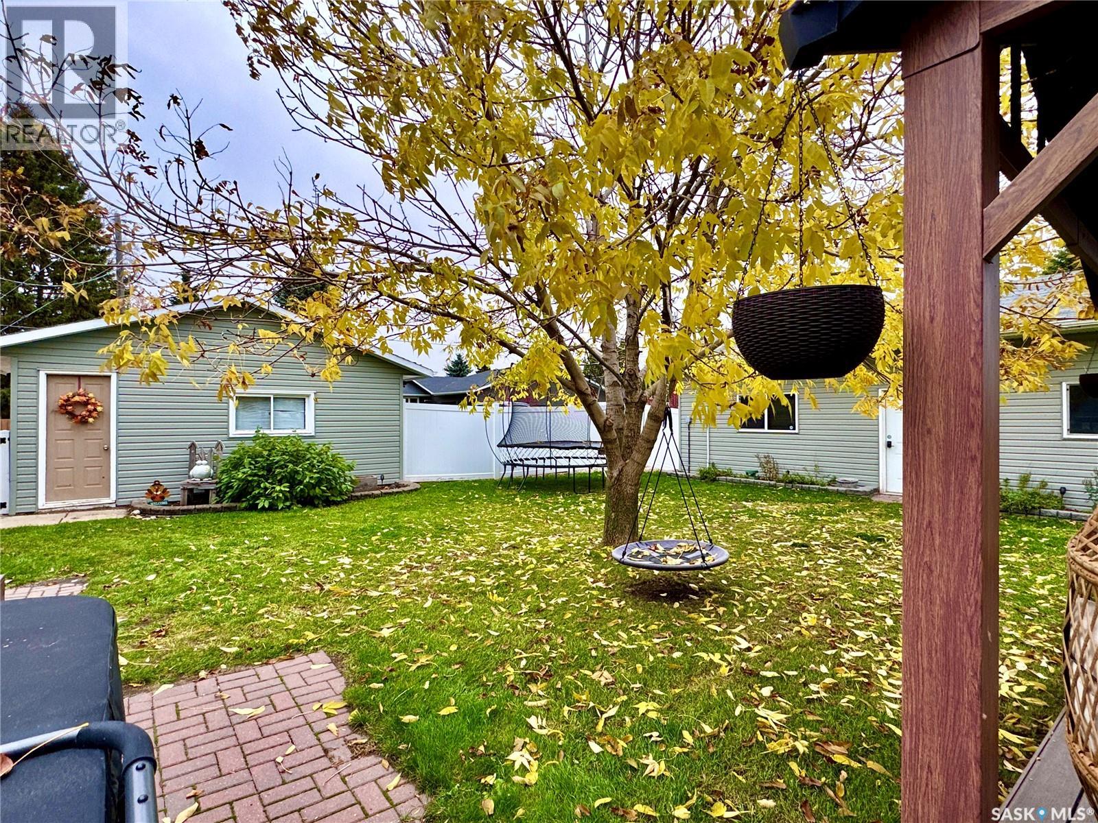 528 Westview CRESCENT - 56