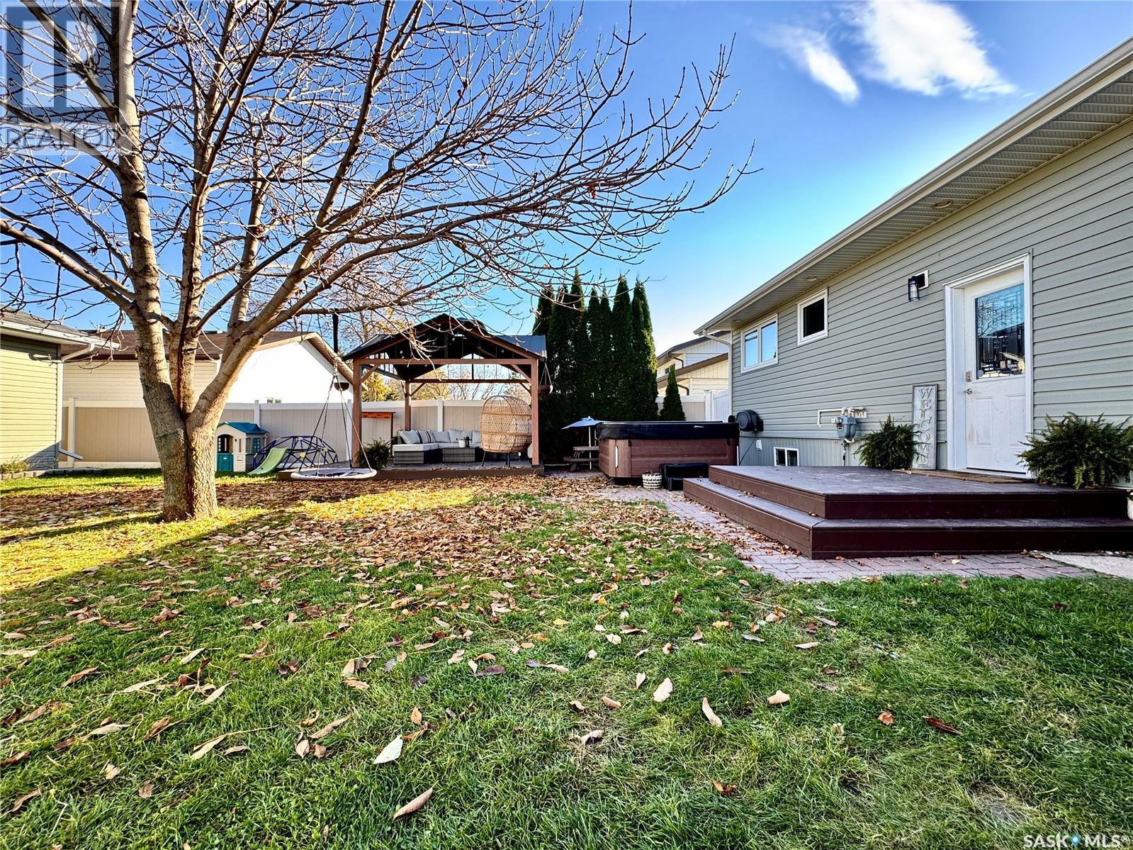 528 Westview CRESCENT - 58