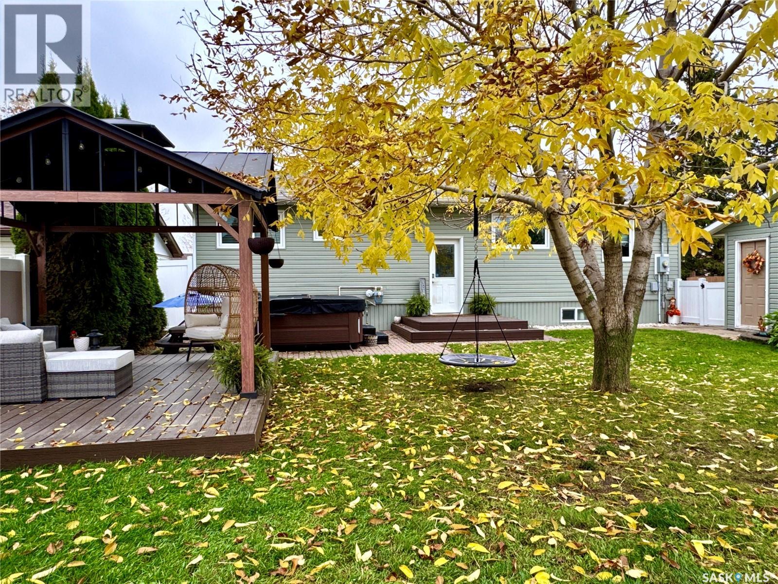 528 Westview CRESCENT - 62