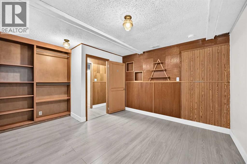 2208 Capitol Hill Crescent NW - photo 33