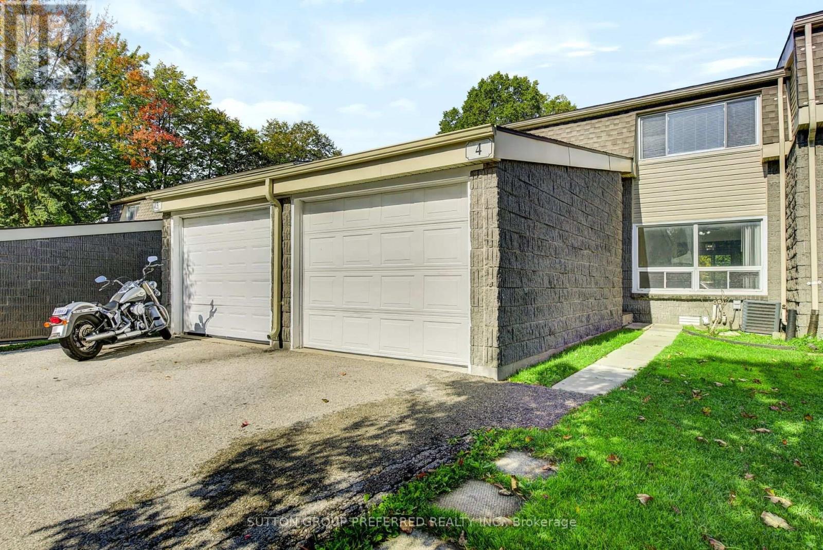 3 bedroom Single Family exterior, 4- 1460 Limberlost Road, Whitehills, London, Ontario