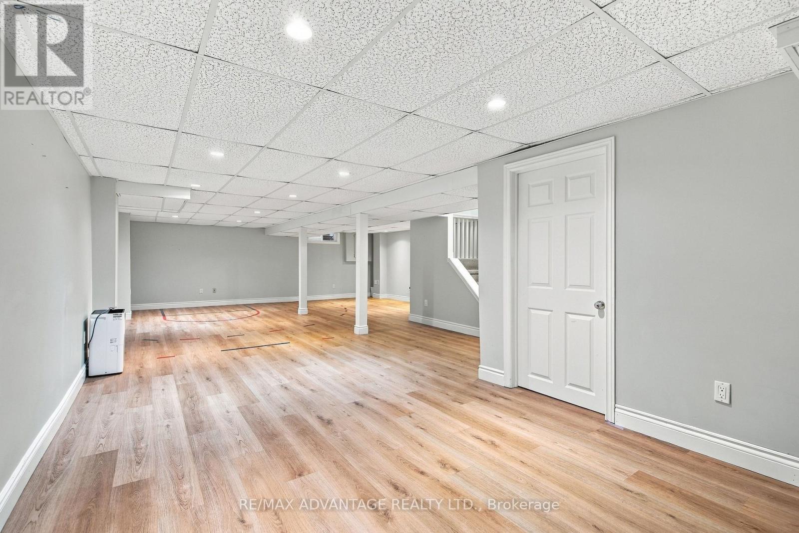 659 Woodcrest Boulevard — photo 35